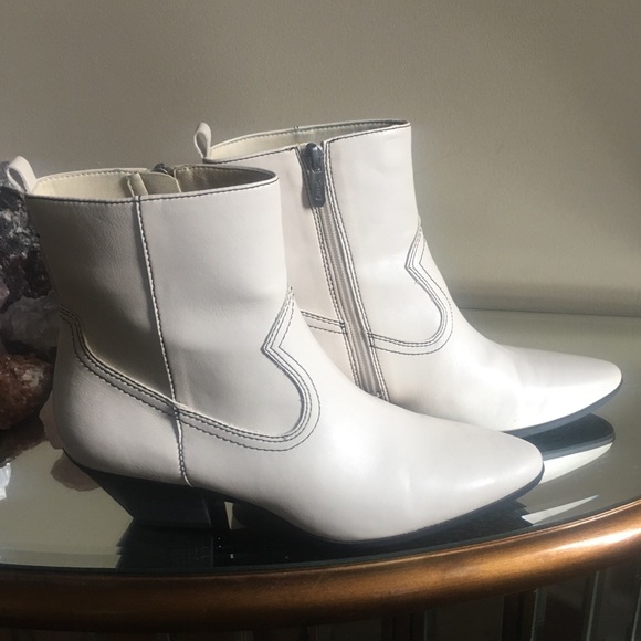 Circus by Sam Edelman Cream Booties - Picture 6 of 8